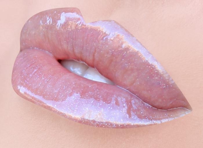 'GOAL DIGGER' ULTRA DAZZLE LIPGLOSS - Compra Maquillaje y Artículos de Belleza | Belle Queen Cosmetics